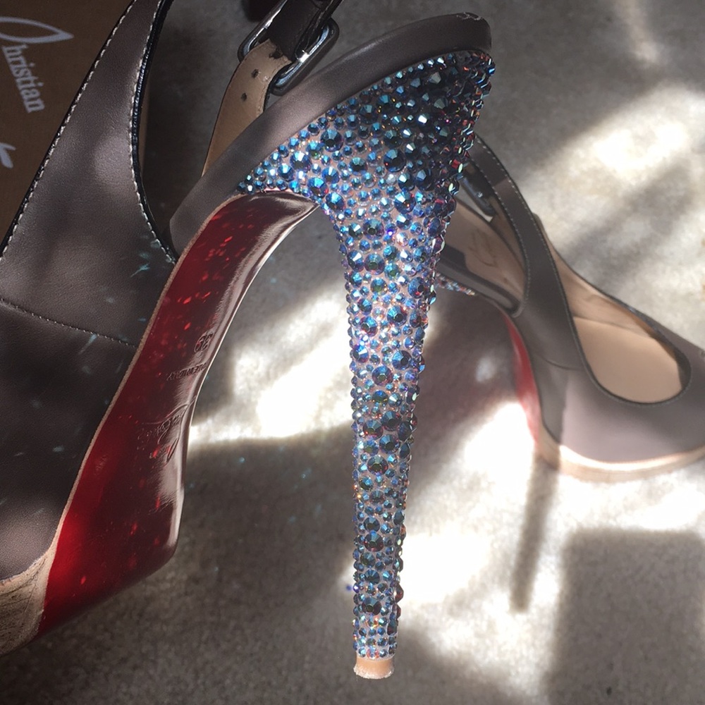 CHRISTIAN LOUBOUTIN 💯% authentic strassed heel🌈 - Picture 7 of 16